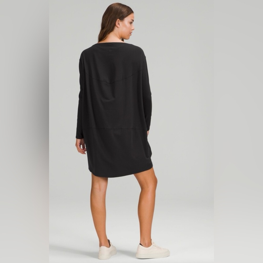 Lululemon Back in Action Long Sleeve Dress - Picture 2 of 9